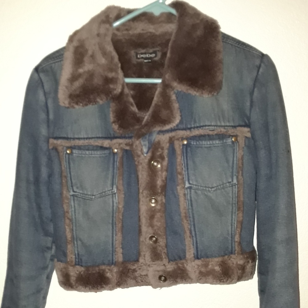 Preowned gorgeous bebe jean with fur jacket S